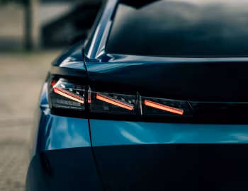 Peugeot 408 GT HYBRID [Japan] '2023–26