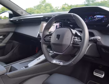 Painel frontal Peugeot 408 GT HYBRID [Japan] '2023–26