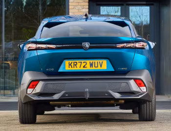 Peugeot 408 GT HYBRID [UK-spec] '2023–26