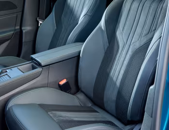 Interior Peugeot 408 GT HYBRID [UK-spec] '2023–26