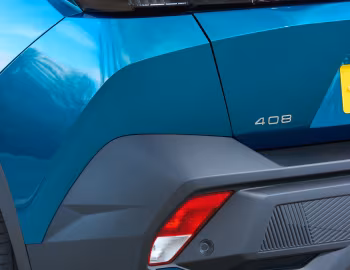 Peugeot 408 GT HYBRID [UK-spec] '2023–26
