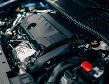 Under The Hood Peugeot 408 GT HYBRID [Japan] '2023–26