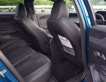 Interior Peugeot 408 GT HYBRID [Japan] '2023–26