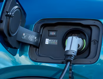 Peugeot 408 GT HYBRID [UK-spec] '2023–26