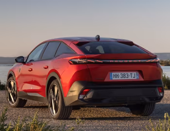 Peugeot 408 GT Plug-in Hybrid '2026