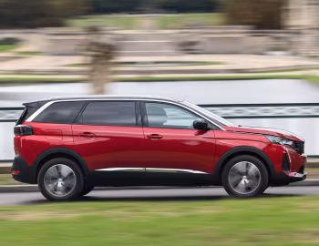 Peugeot 5008 [Worldwide] '2020–24