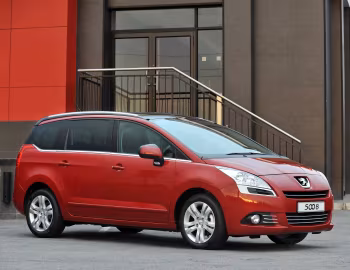Peugeot 5008 [South Africa] '2011–13