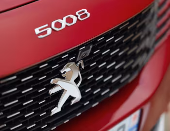 Peugeot 5008 [Worldwide] '2020–24