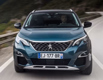 Peugeot 5008 [Worldwide] '2017–20