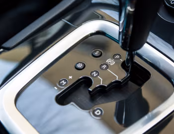 Interior Peugeot 5008 [Japan] '02.2013–02.2014