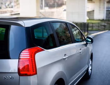 Peugeot 5008 [Japan] '02.2013–02.2014