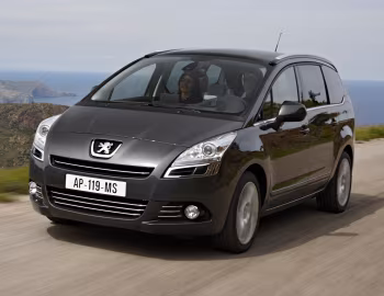 Peugeot 5008 [Worldwide] '2009–13