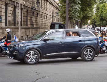 Emmanuel Macron, Peugeot 5008 Presidential