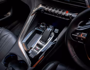 Interior Peugeot 5008 [Malaysia] '2021–24