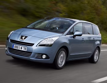 Peugeot 5008 [Worldwide] '2009–13