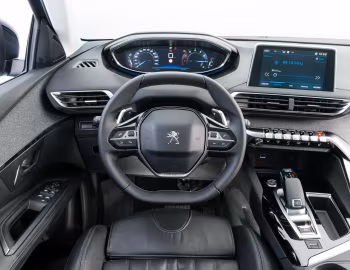 Front Panel Peugeot 5008 [Latam] '2018–20