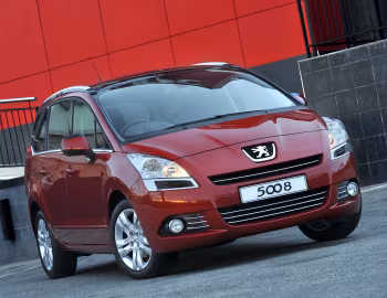 Peugeot 5008 [South Africa] '2011–13