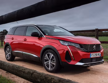 Peugeot 5008 [Worldwide] '2020–24