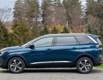 Peugeot 5008 [Worldwide] '2020–24