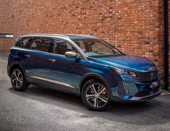 Peugeot 5008 [Malaysia] '2021–24