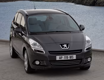 Peugeot 5008 [Worldwide] '2009–13