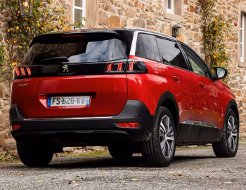 Peugeot 5008 [Worldwide] '2020–24