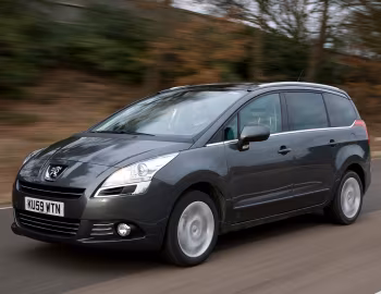 Peugeot 5008 [UK-spec] '2009–13