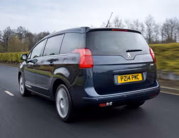 Peugeot 5008 [UK-spec] '2013–16