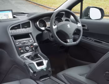 Interior Peugeot 5008 [UK-spec] '2013–16