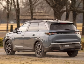 Peugeot 5008 GT [Latam] '2025–н.ч.