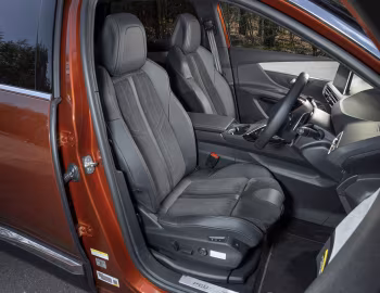 Interior Peugeot 5008 GT [Japan] '2021–24