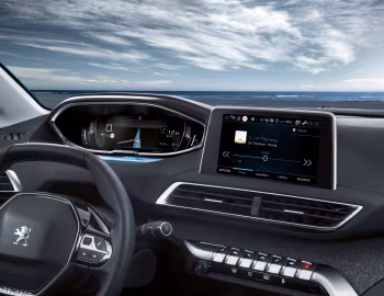 Interior Peugeot 5008 GT [Worldwide] '2017–20