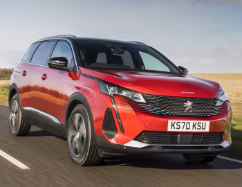 Peugeot 5008 GT [UK-spec] '2021–24