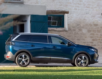 Peugeot 5008 GT [Worldwide] '2020–24