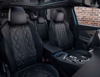 Interior Peugeot 5008 GT [Worldwide] '2020–24