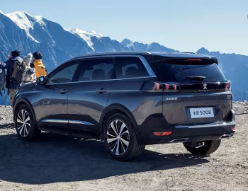 Peugeot 5008 GT [China] '2020–22