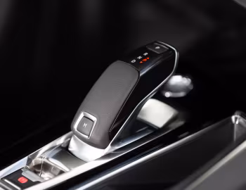 Interior Peugeot 5008 GT [Worldwide] '2020–24