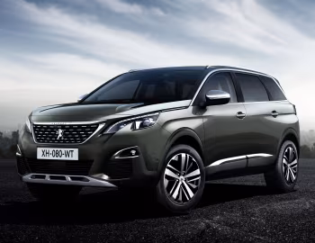 Peugeot 5008 GT [Worldwide] '2017–20