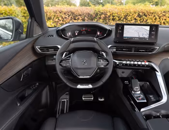 Painel frontal Peugeot 5008 GT [Worldwide] '2020–24
