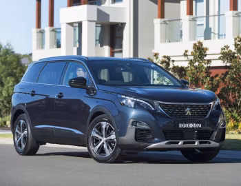 Peugeot 5008 GT Line [Australia] '2018–20