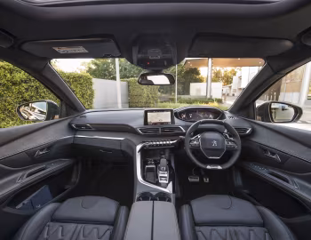 Front Panel Peugeot 5008 GT Line [Australia] '2018–20