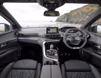 Front Panel Peugeot 5008 GT Line [UK-spec] '2017–20