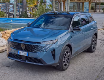 Peugeot 5008 GT Plug-in Hybrid [Worldwide] '2024–pr.
