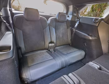 Interior Peugeot 5008 GT Plug-in Hybrid [Worldwide] '2024–pr.