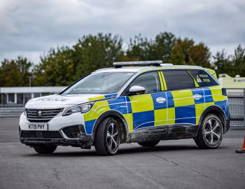 Peugeot 5008 Police [UK-spec] '2019–20