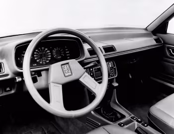 Front Panel 1985–86 Peugeot 505 Turbo [North America] '1984–86