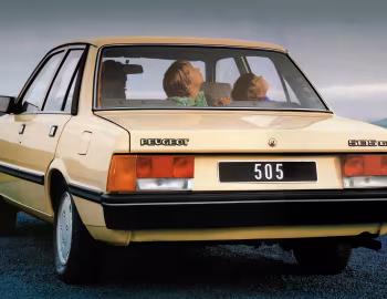 Peugeot 505 Sedan '05.1979–03.1986