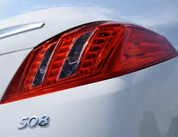 Peugeot 508 [UK-spec] '2011–14