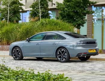 Peugeot 508 GT [UK-spec] '2023–24
