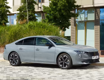 Peugeot 508 GT [UK-spec] '2023–24